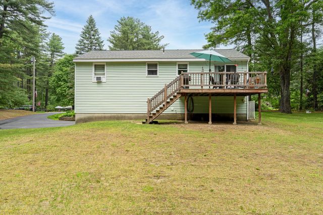 8 Rocky Hill Road, Litchfield, NH 03052