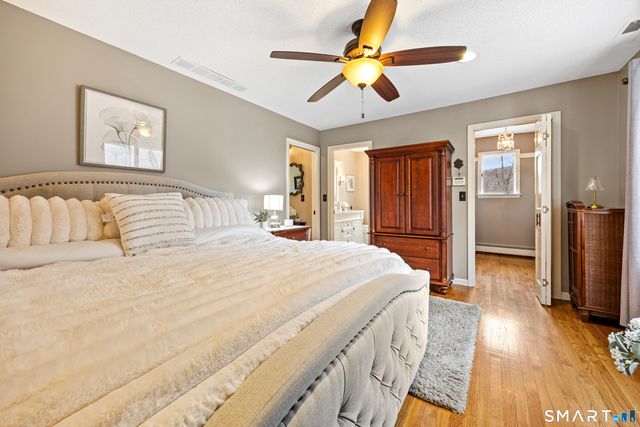 886 Maribou Court, Cheshire, CT 06410