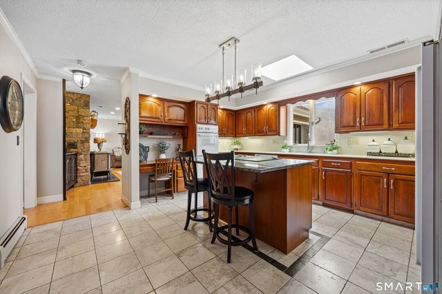 886 Maribou Court, Cheshire, CT 06410