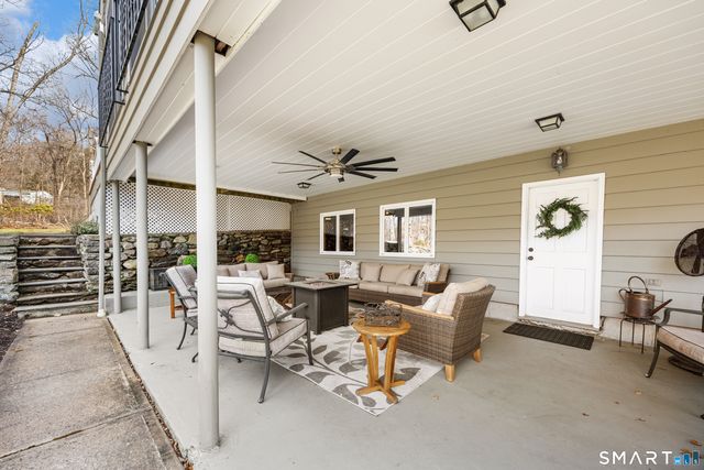 886 Maribou Court, Cheshire, CT 06410