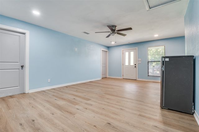 2631 Canary Drive, Dallas, TX 75216