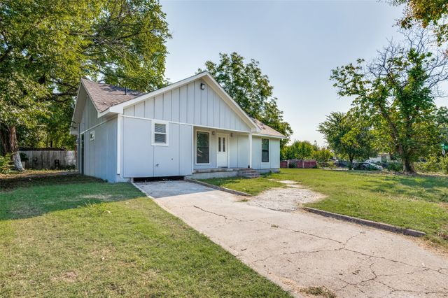 2631 Canary Drive, Dallas, TX 75216