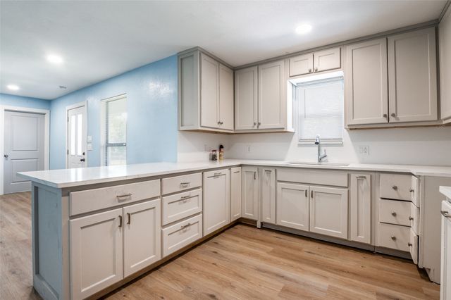 2631 Canary Drive, Dallas, TX 75216