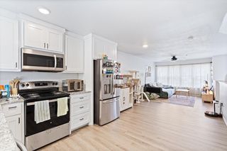 1865 N Scull Creek Drive, Fayetteville, AR 72703