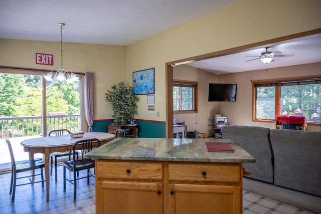915 Deerborn Avenue, Friendship, WI 53934
