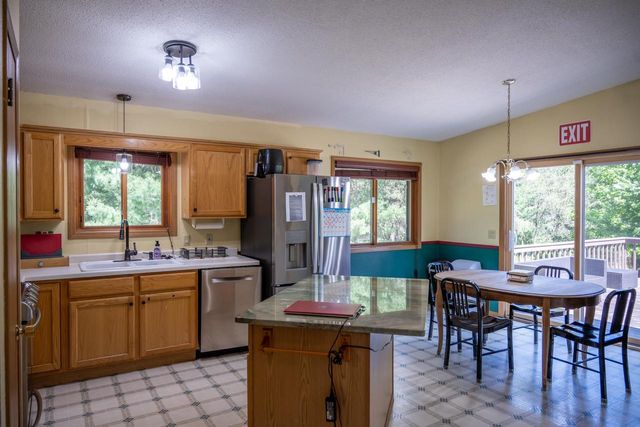 915 Deerborn Avenue, Friendship, WI 53934