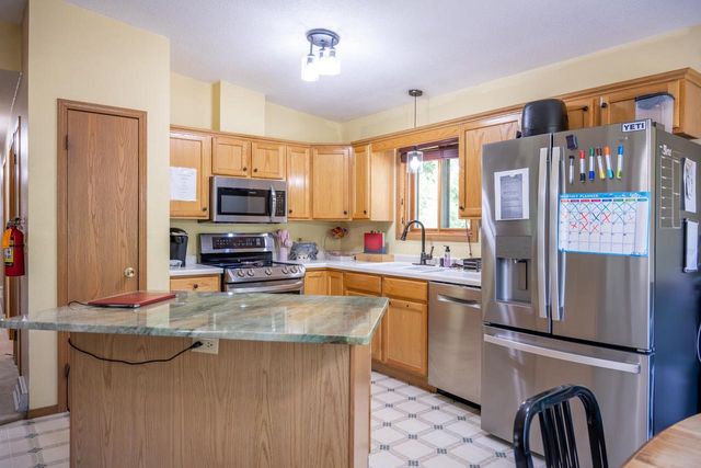 915 Deerborn Avenue, Friendship, WI 53934