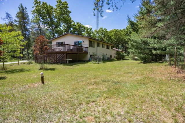 915 Deerborn Avenue, Friendship, WI 53934