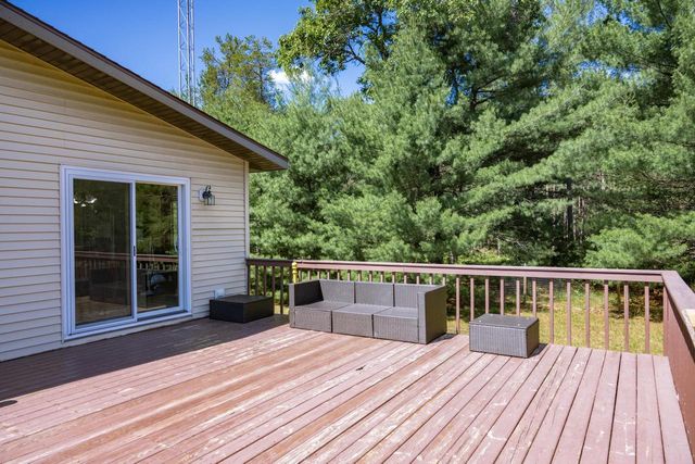 915 Deerborn Avenue, Friendship, WI 53934