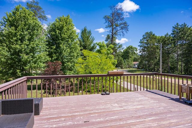 915 Deerborn Avenue, Friendship, WI 53934