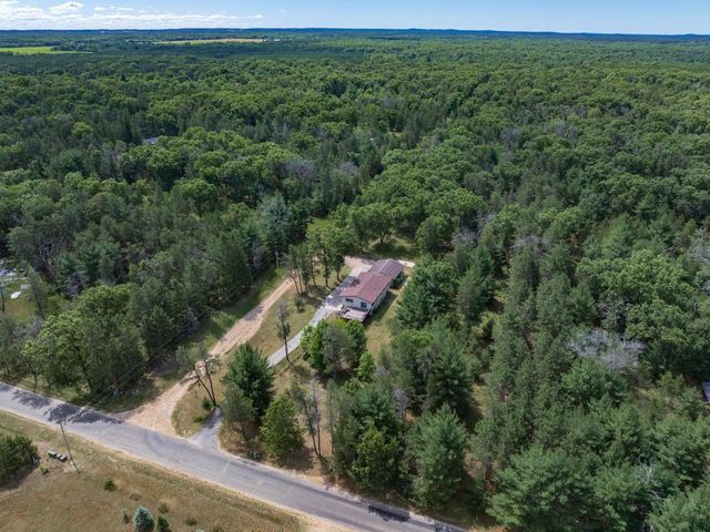 915 Deerborn Avenue, Friendship, WI 53934