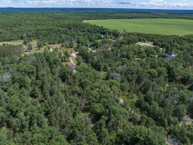 915 Deerborn Avenue, Friendship, WI 53934