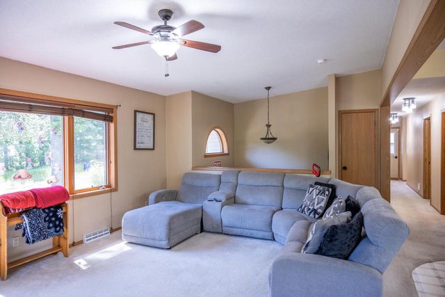 915 Deerborn Avenue, Friendship, WI 53934