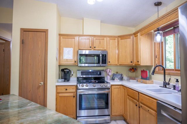 915 Deerborn Avenue, Friendship, WI 53934
