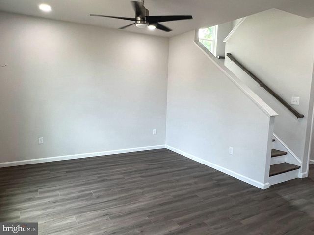 7 ONYX LN, Charles Town, WV 25414