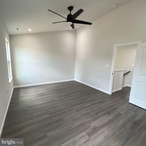 7 ONYX LN, Charles Town, WV 25414