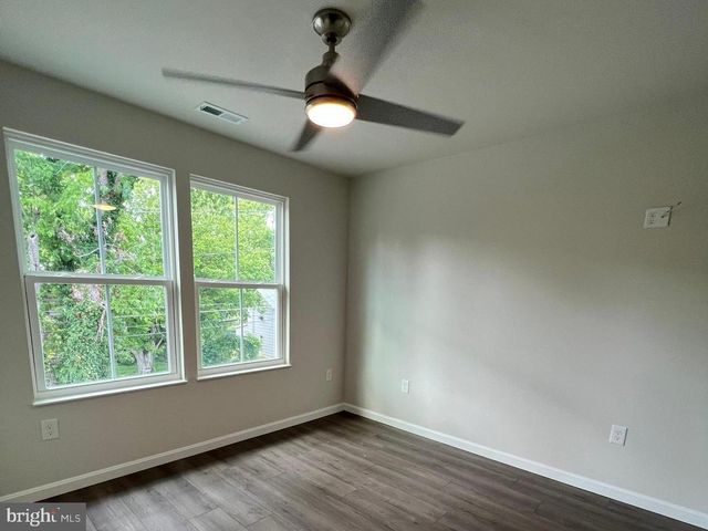 7 ONYX LN, Charles Town, WV 25414