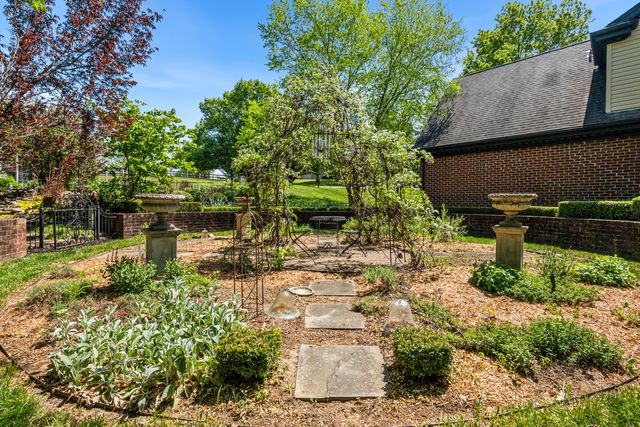 12274 Gaines Way, Walton, KY 41094