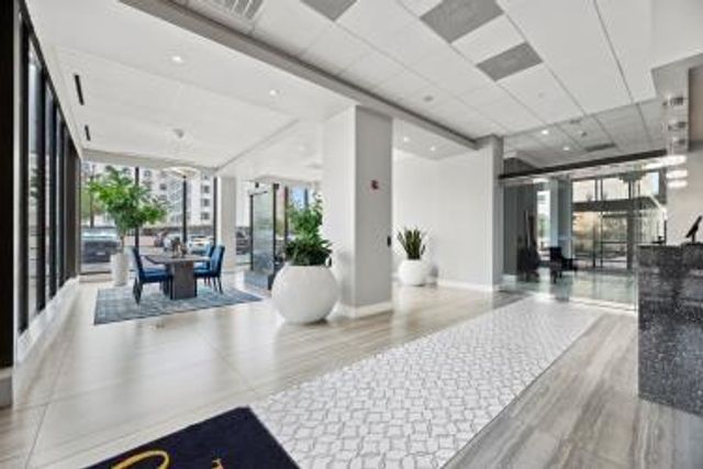 5150 Hidalgo Street 1805, Houston, TX 77056