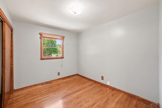 2792 E Miller Road, Midland, MI 48640