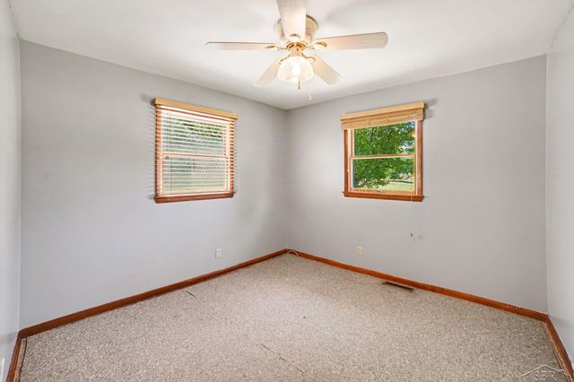 2792 E Miller Road, Midland, MI 48640