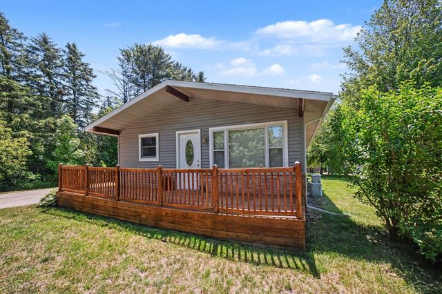 2792 E Miller Road, Midland, MI 48640