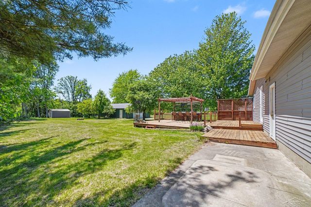 2792 E Miller Road, Midland, MI 48640
