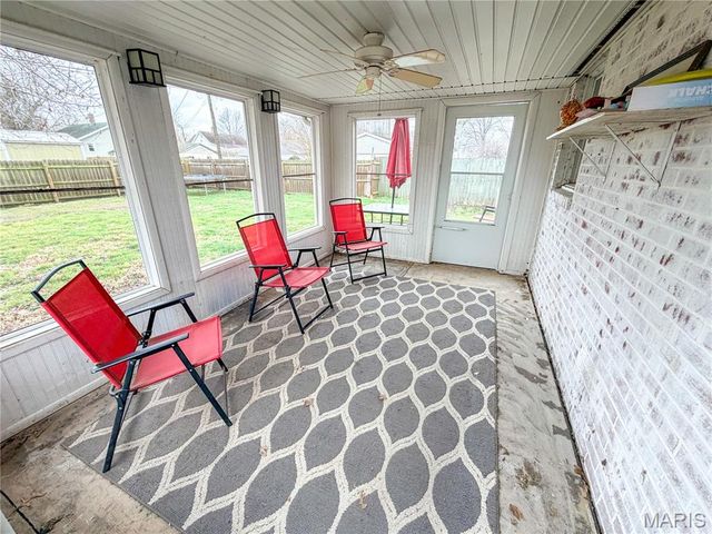 201 S Lake Street, Mount Olive, IL 62069