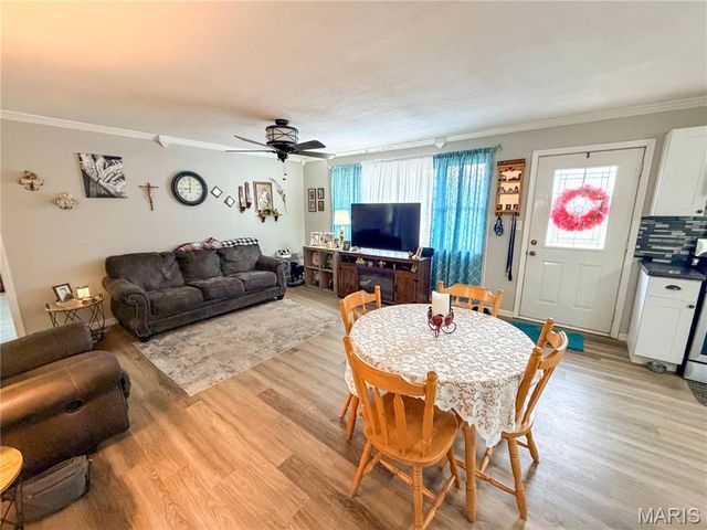 201 S Lake Street, Mount Olive, IL 62069