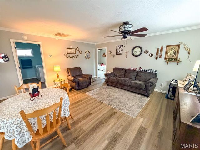 201 S Lake Street, Mount Olive, IL 62069