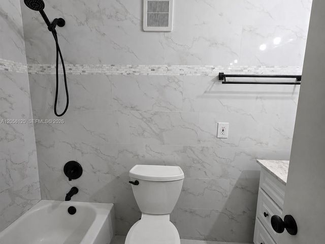 932 W 80th Place 0, Hialeah, FL 33014