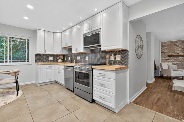 2 Edam Court, Liberty Twp, OH 45044