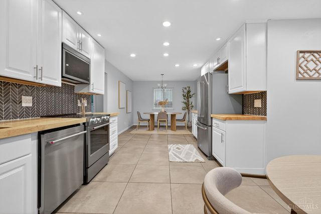 2 Edam Court, Liberty Twp, OH 45044