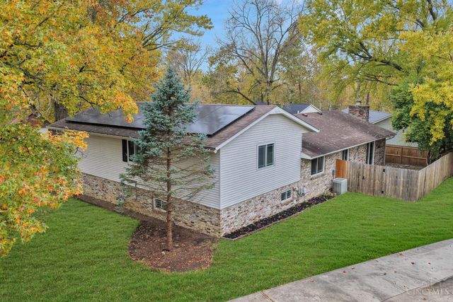 2 Edam Court, Liberty Twp, OH 45044