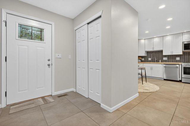 2 Edam Court, Liberty Twp, OH 45044