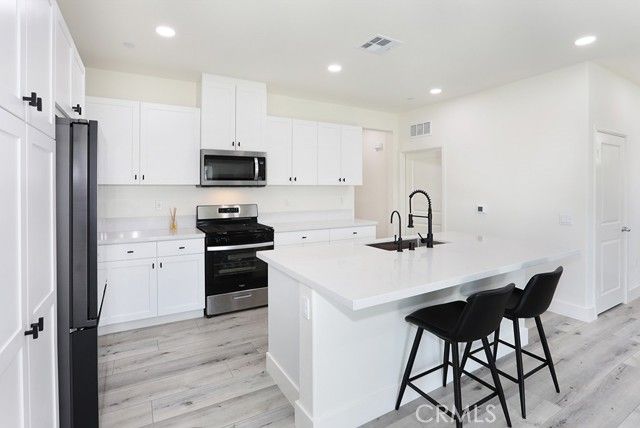 4067 Summer, Corona, CA 92883