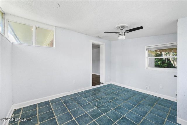 5068 ANDREW ROBINSON Drive, Jacksonville, FL 32209