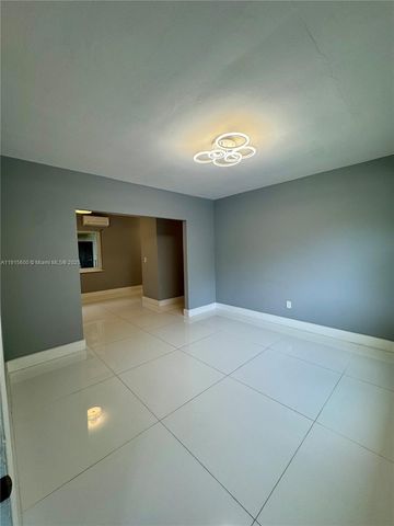 300 Mendoza Ave 3, Coral Gables, FL 33134