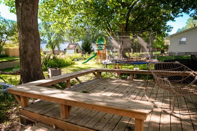 1129 FAIRLAWN AVE, Marshall, MO 65340