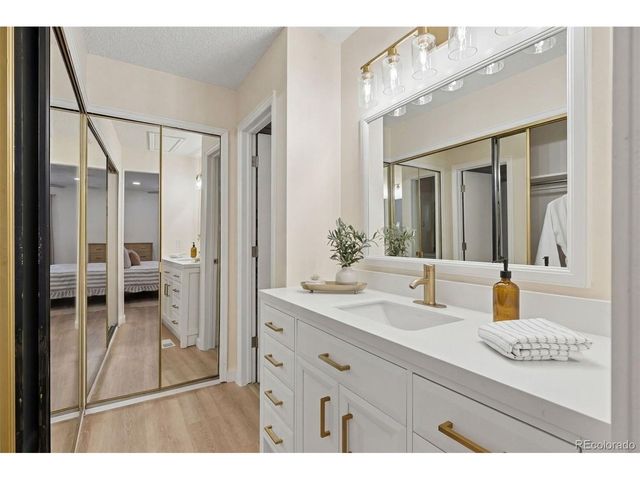 8055 Garrison Ct C, Arvada, CO 80005