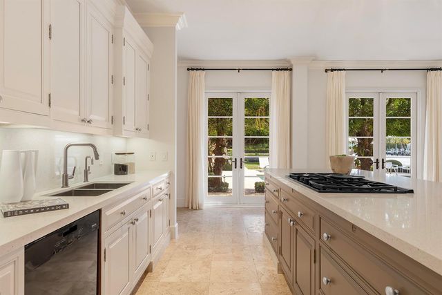 614 Tarpon Way, Palm Beach, FL 33480