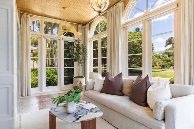614 Tarpon Way, Palm Beach, FL 33480