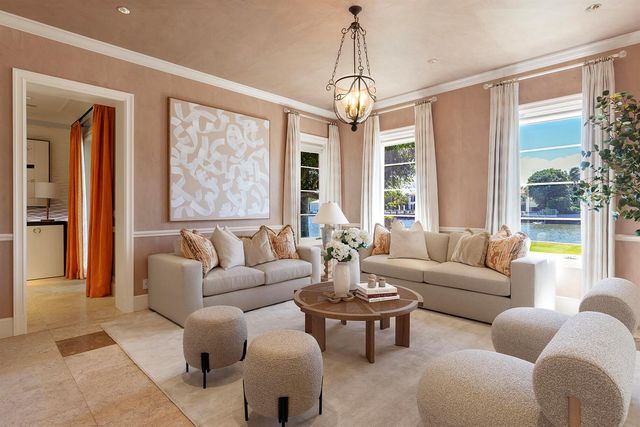 614 Tarpon Way, Palm Beach, FL 33480