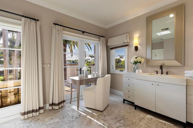 614 Tarpon Way, Palm Beach, FL 33480