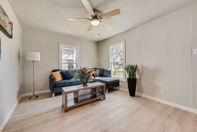 5074 Mayfair Street, Fort Worth, TX 76116