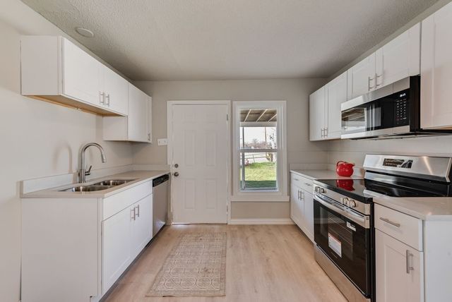 5074 Mayfair Street, Fort Worth, TX 76116