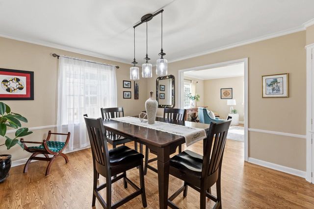 5347 Santa Monica BOULEVARD, Whitefish Bay, WI 53217