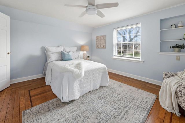 5347 Santa Monica BOULEVARD, Whitefish Bay, WI 53217