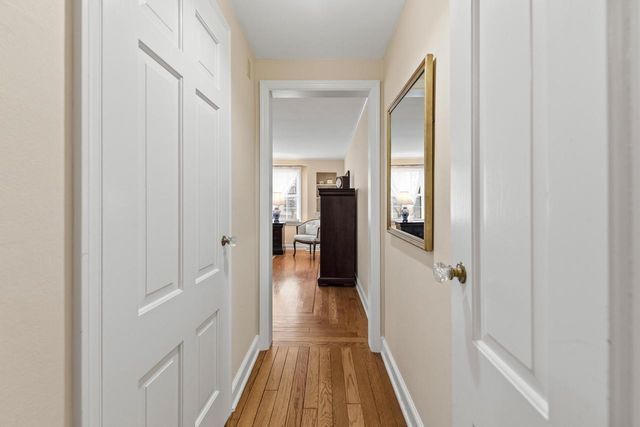 5347 Santa Monica BOULEVARD, Whitefish Bay, WI 53217