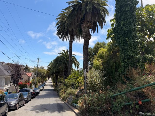 1712 Quesada Avenue, San Francisco, CA 94124